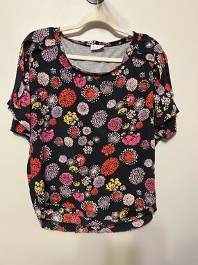 Anthropologie Dolan Black and Pink Silk Top Summer Luxury Resortwear Cruise